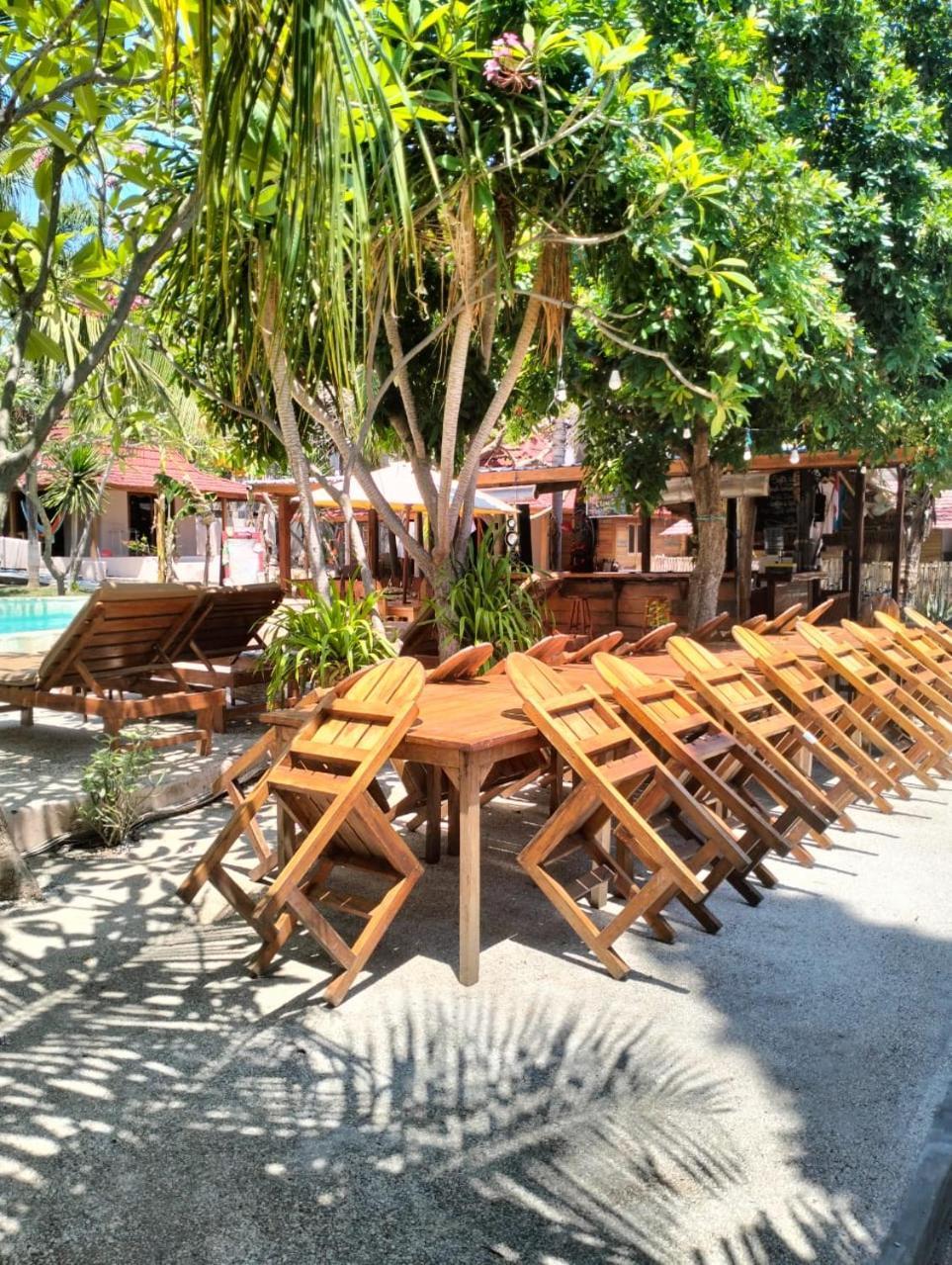 Jati Village, Party Hostel And Bungalows Джили Трауанган Екстериор снимка
