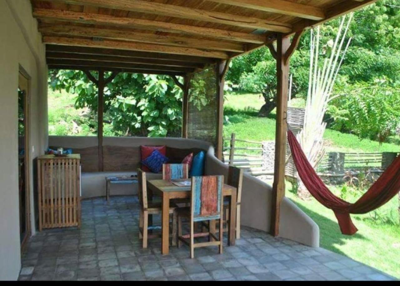 Jati Village, Party Hostel And Bungalows Джили Трауанган Екстериор снимка